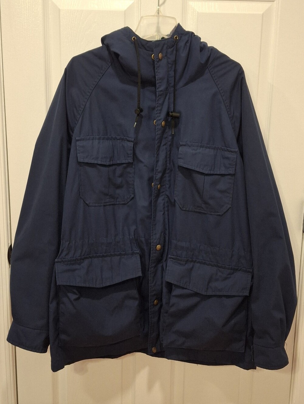 Eddie Bauer Navy Hooded Jacket with Front Cargo Pockets. Size XL